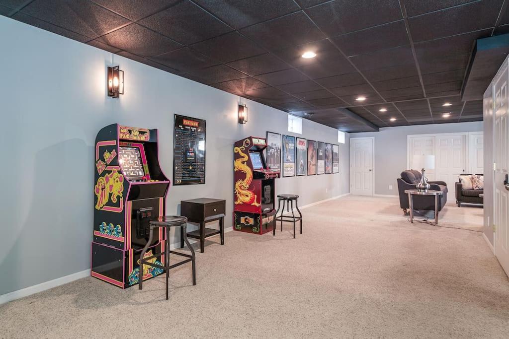 Eclectic Stylish And Cozy Milwaukee Unit Villa Екстериор снимка